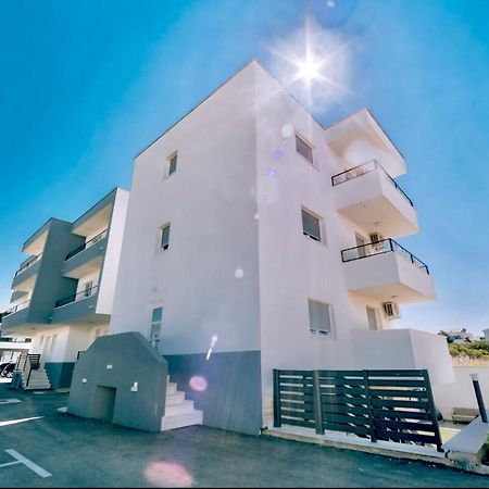 Vip Deluxe Apartment Arian Novalja Exterior foto