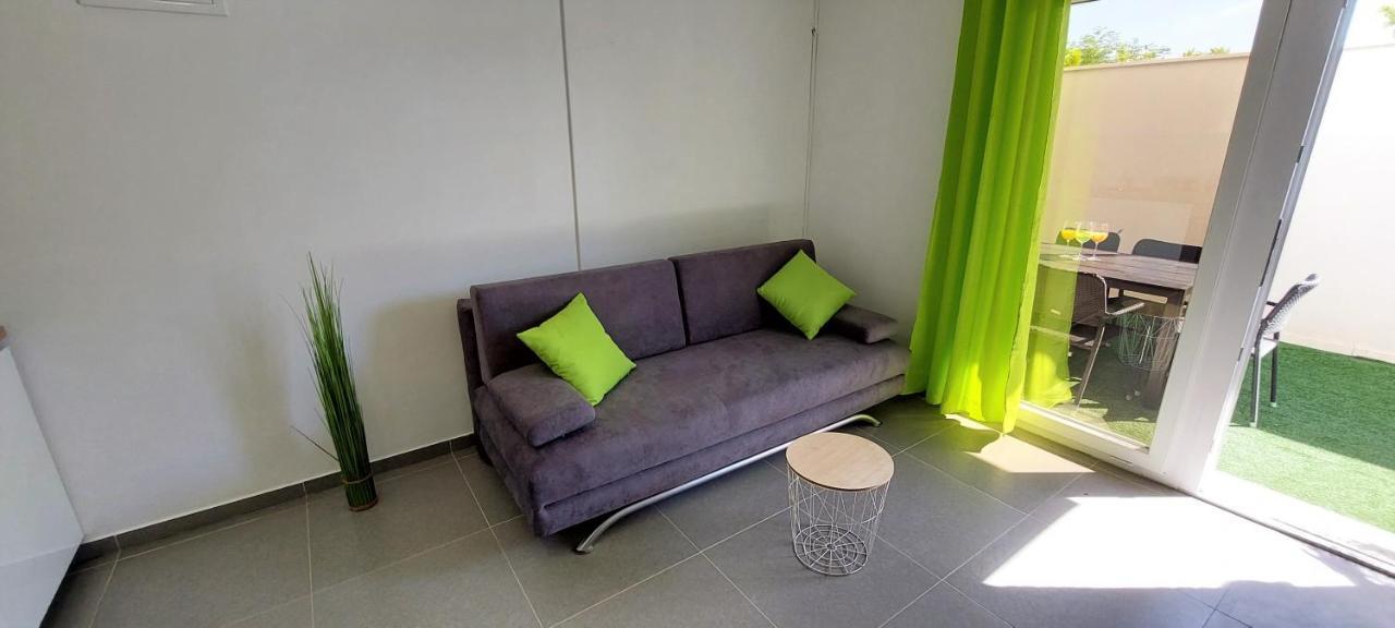 Vip Deluxe Apartment Arian Novalja Exterior foto