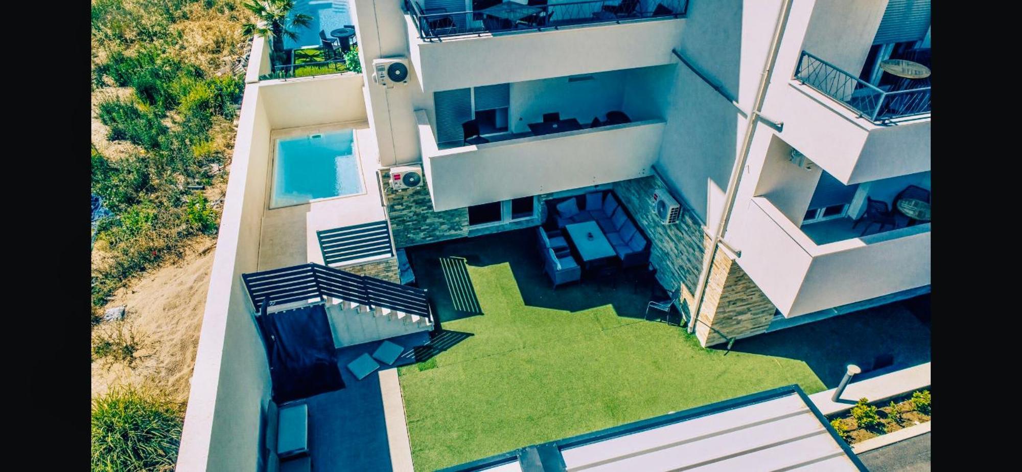Vip Deluxe Apartment Arian Novalja Exterior foto