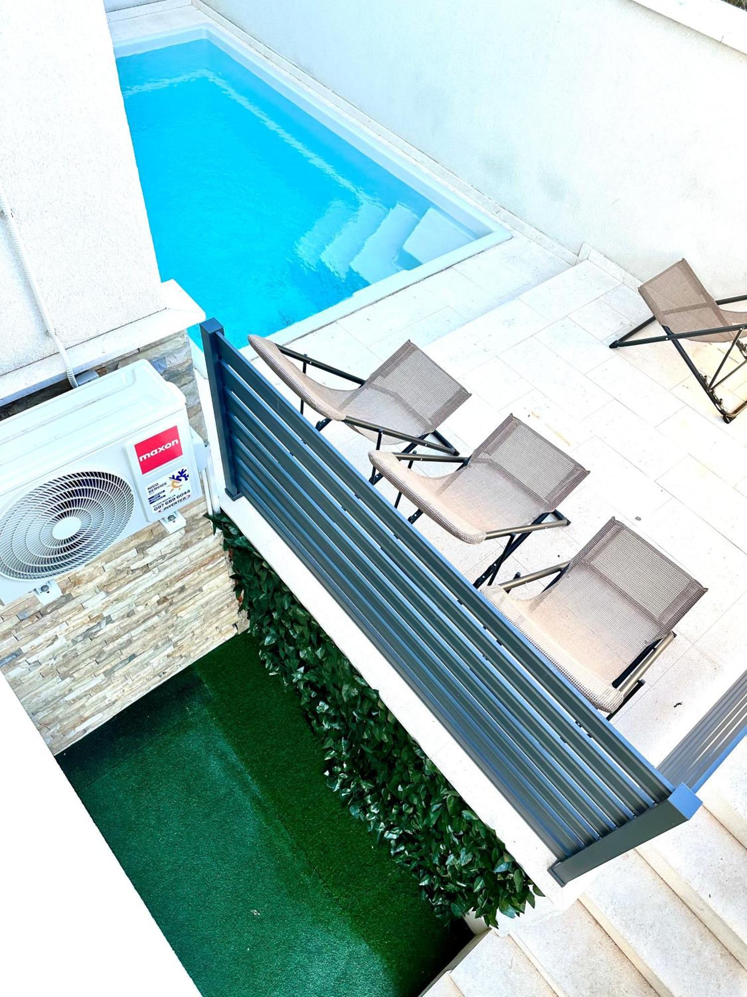 Vip Deluxe Apartment Arian Novalja Exterior foto
